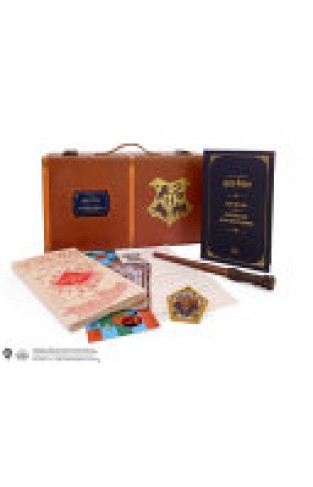 Harry Potter: Hogwarts Trunk Collectible Set